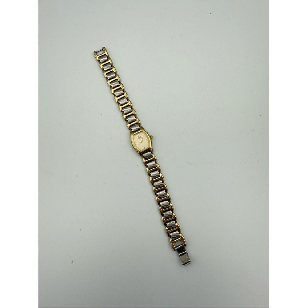 Citizen Womens Silver Gold Two Toned Stainless Steel Mixed Metals Wristwatch